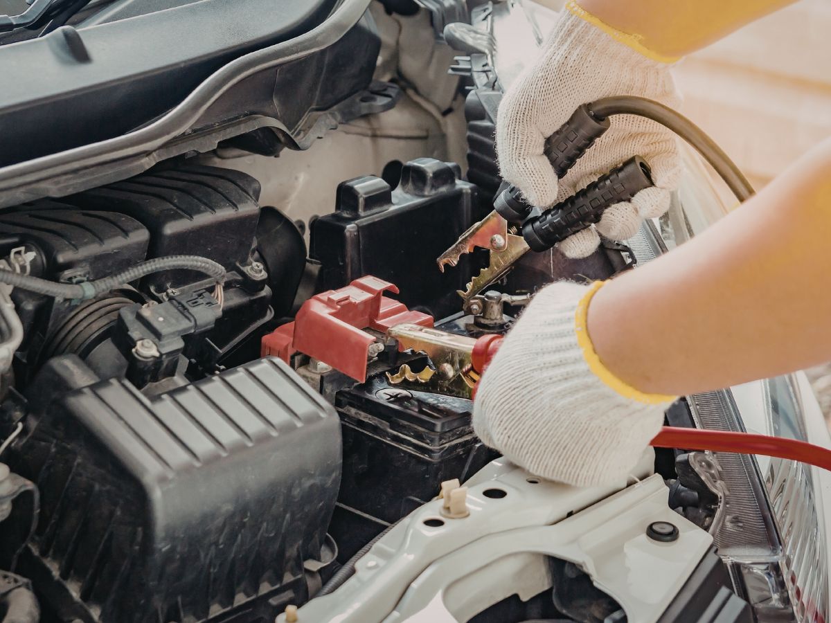 How to Recycle a Car Battery for Cash in Banyo